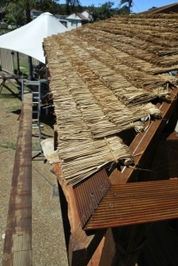 006Easy_Thatch_Colorbond_-960×300