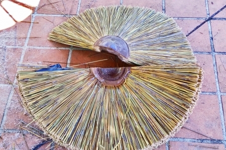 012-Oval_African_Re-thatch-960×300