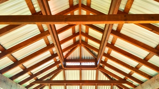 017-Headland-Red-Colorbond-w-Koda-Roof-960×300