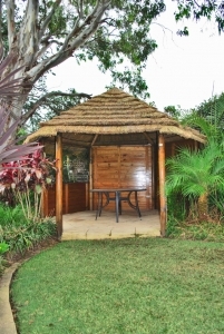 African_Rethatch_016-960×300