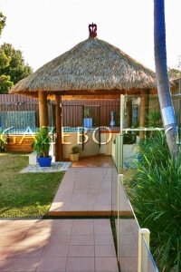 Square_Bali_Trimmed_Taren_Point 14